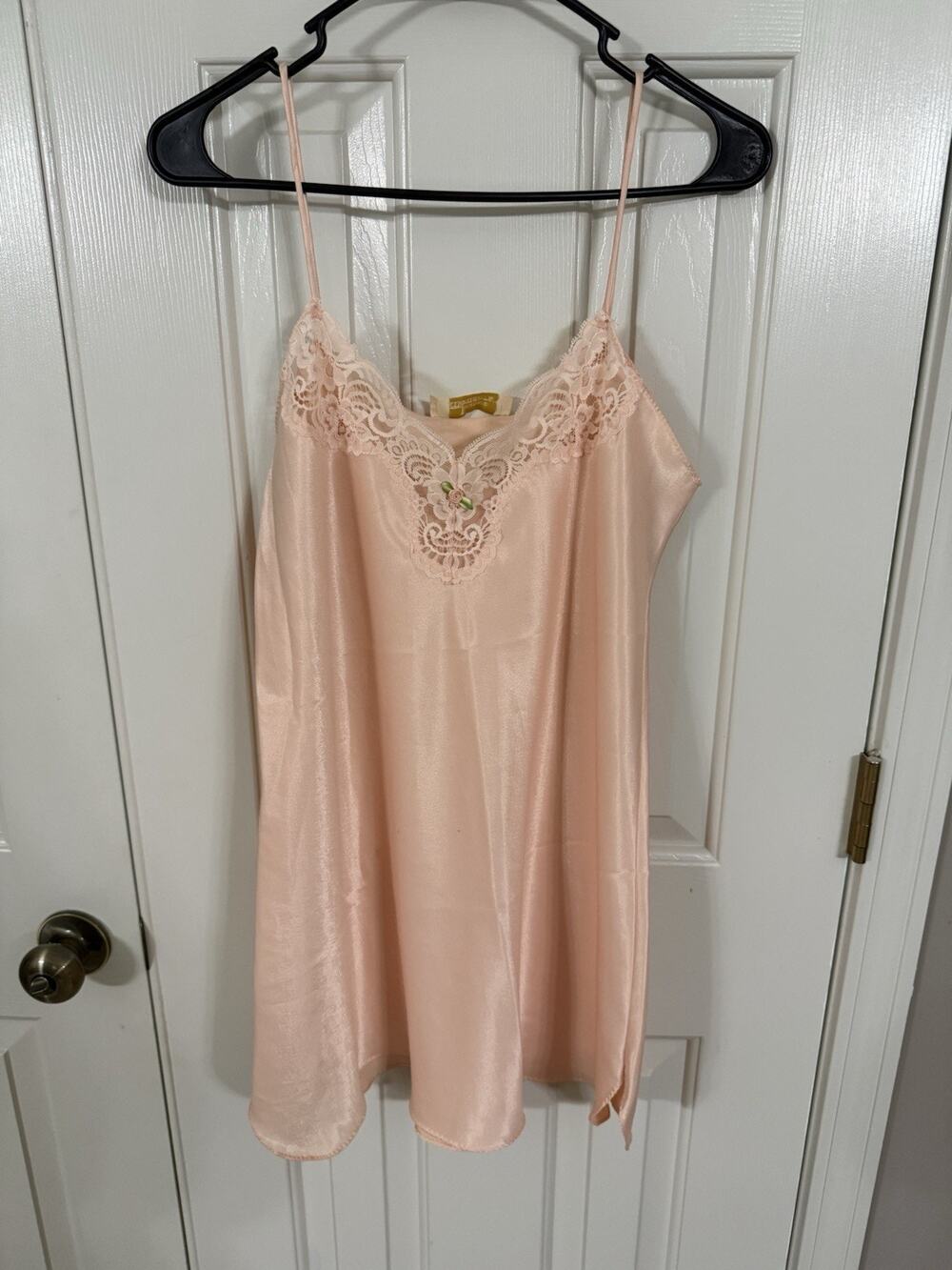 Vintage Intimate Moments Pink Satin Lace Rose Slip Made In USA Medium M
